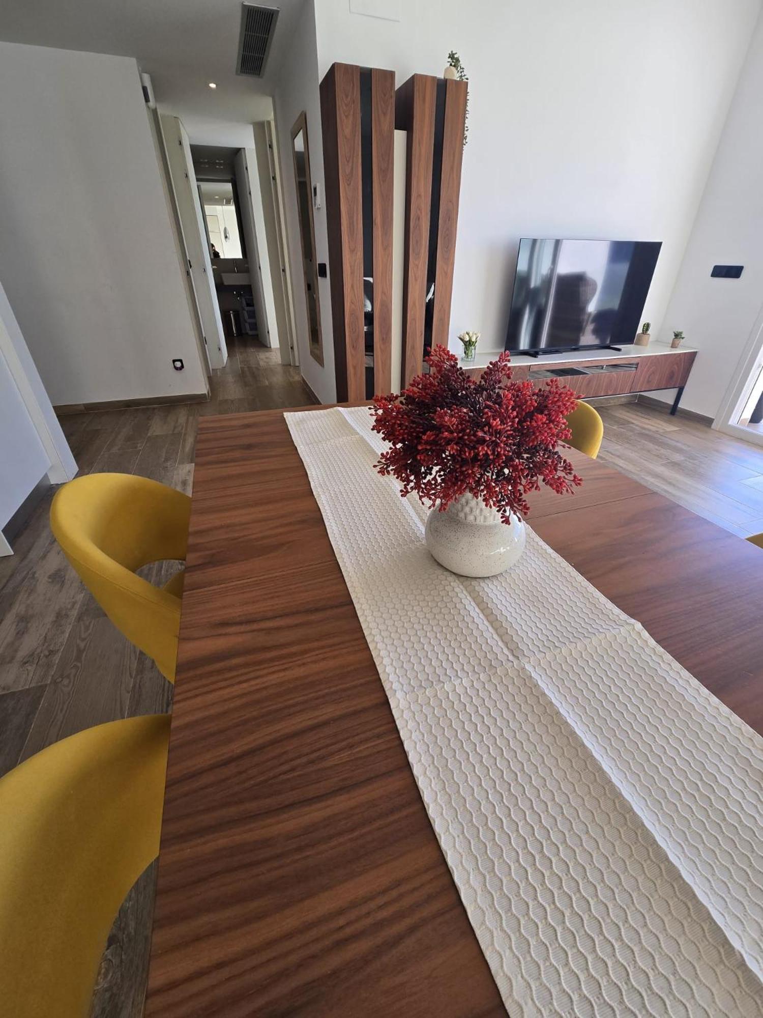 Nice 2 Bedroom Bali Apartment With Sea Views Torrevieja Exteriör bild